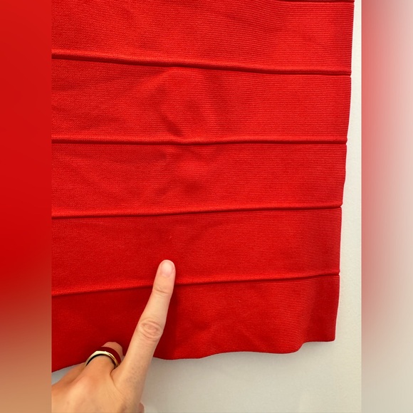 BCBG Matching Set: Jayla Top + Alexa Skirt 🔥 - Picture 11 of 15